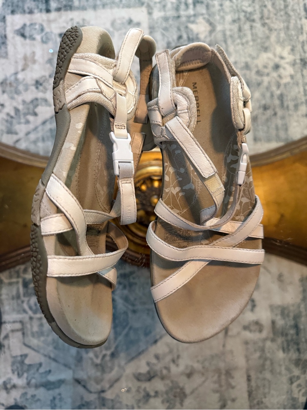 Merrell Women's Tan/White Strappy Outdoor Sandals Adjustable Straps Sz 6